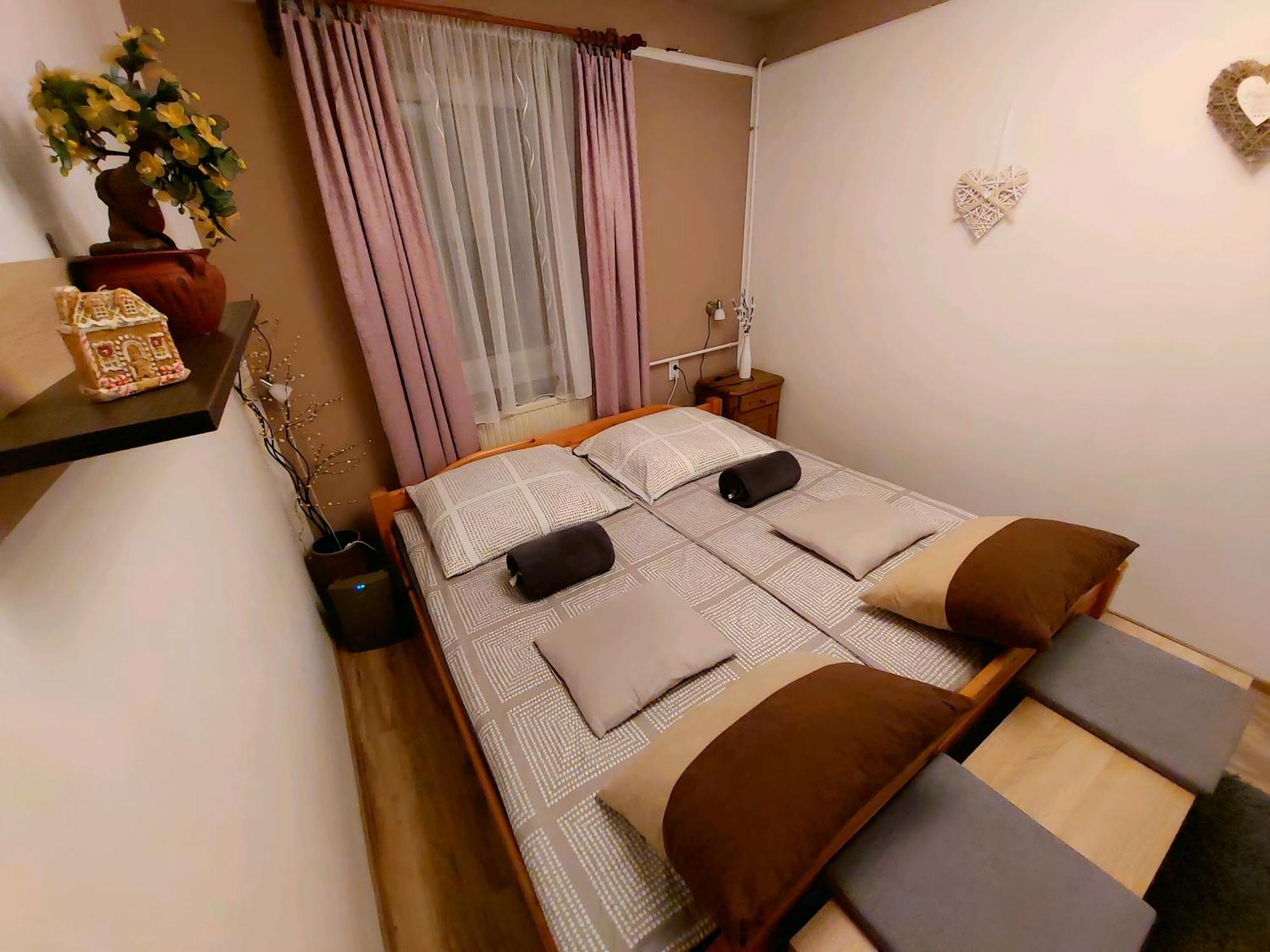 Kata Vendeghaz Apartment Satoraljaujhely Exterior photo
