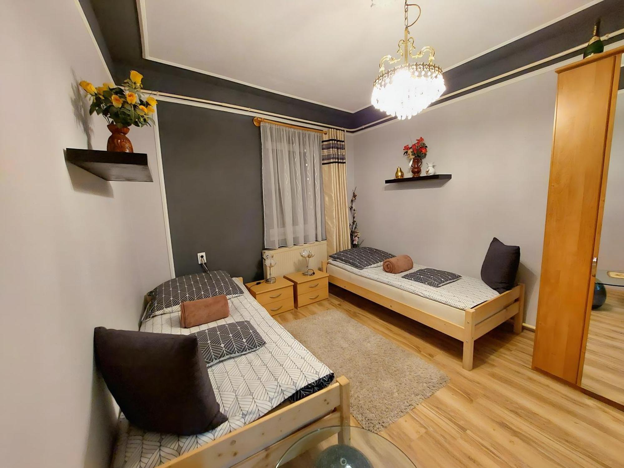Kata Vendeghaz Apartment Satoraljaujhely Exterior photo